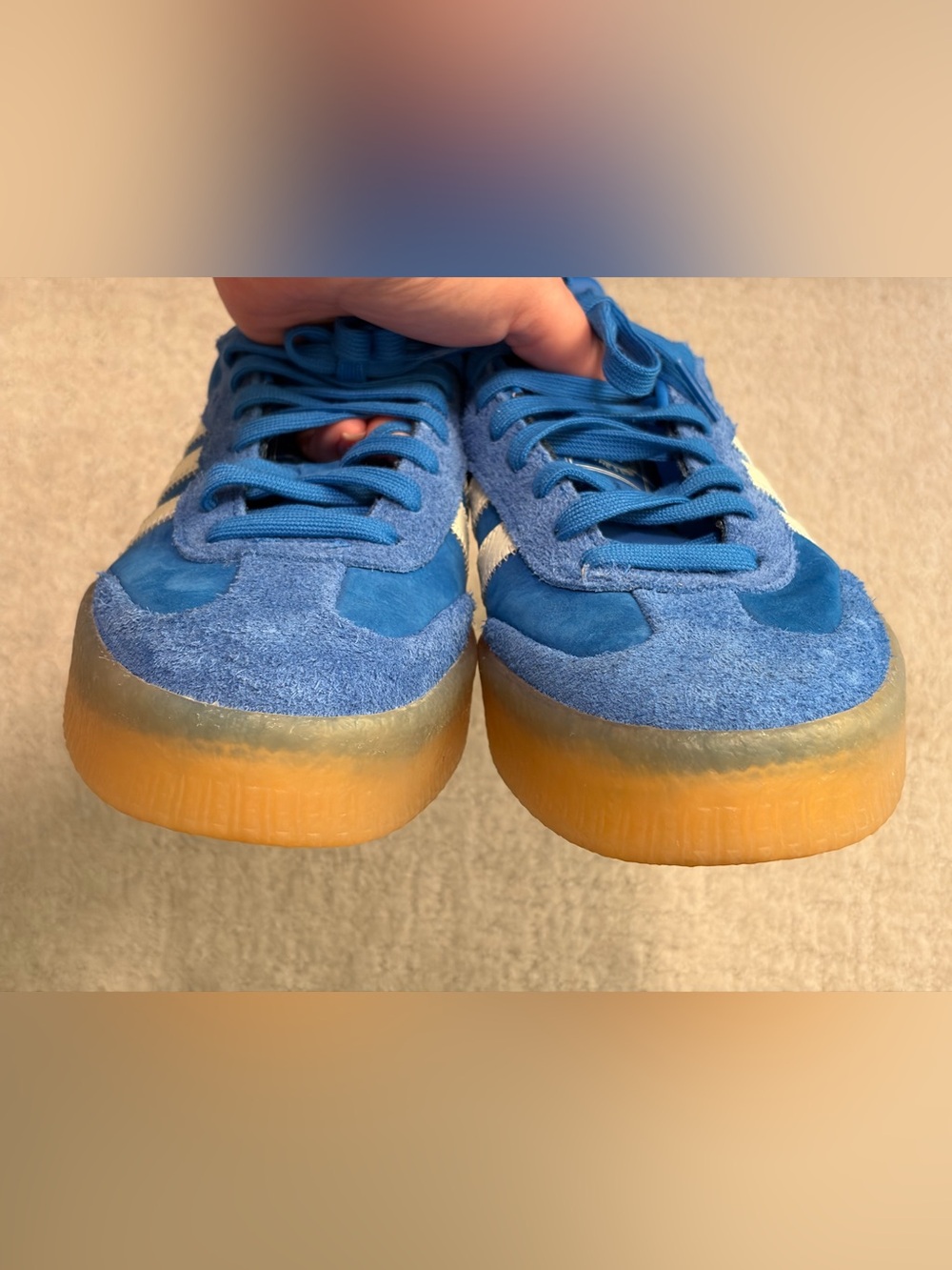 adidas women’s Sambae Blue Suede Sneakers Cloud White/Gum Sole Sz 9.5 - Picture 6 of 8